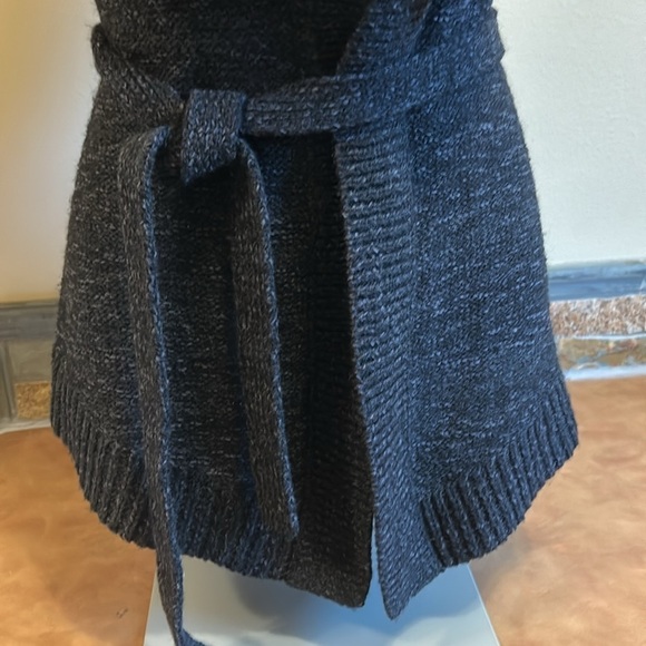 Classiques Entier Charcoal Sleeveless Tie Front Cardigan Women’s Medium - Picture 3 of 8